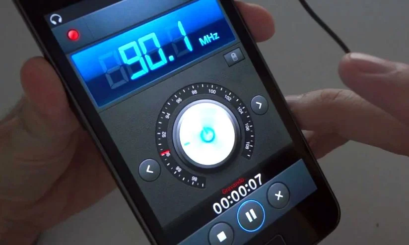 Enjoy Stable Live Radio Broadcasts on Your Phone