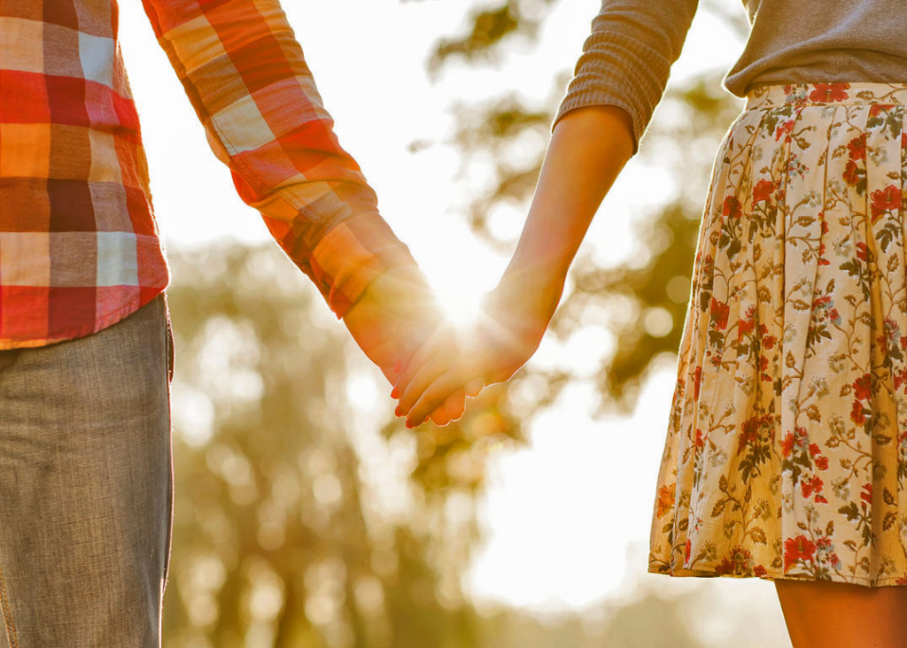 Connect with Christian Singles Seeking Faith-Based Serious Relationships