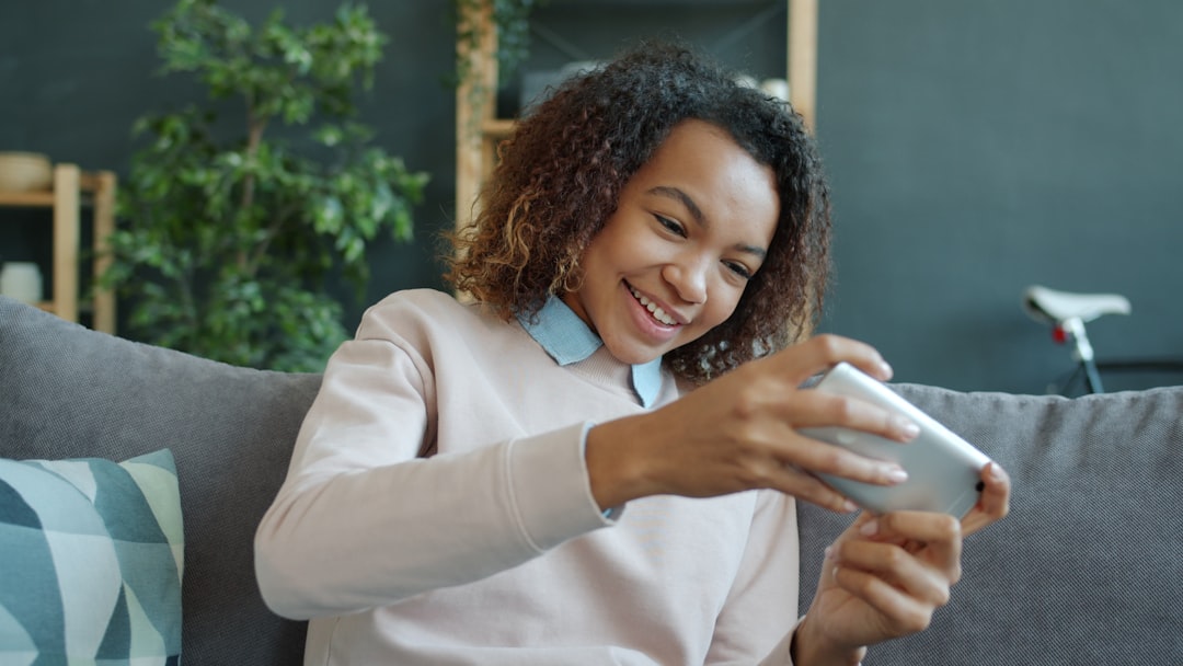Watch Live TV on Your Phone Free Without Subscription
